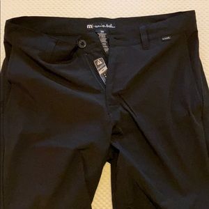Travis Mathew Black Golf Shorts Sz 30